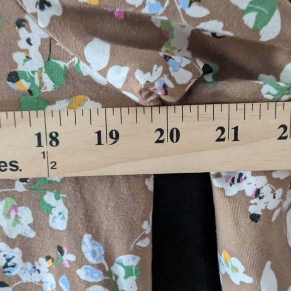 J. Jill Luxe Supima Floral Crew Neck Tunic Top Brown Tan 3/4 Sleeve Womens Sz M - Picture 7 of 7